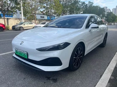 Roewe D7