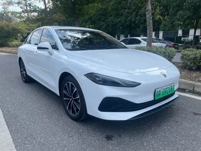 Roewe D7