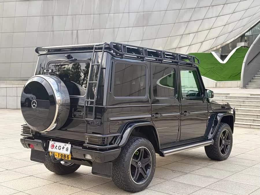 Mercedes Benz G-rated