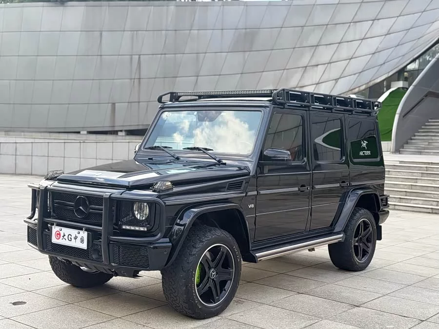 Mercedes Benz G-rated