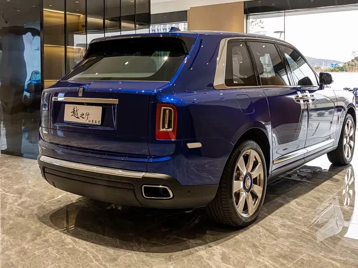 Rolls Royce Cullinan