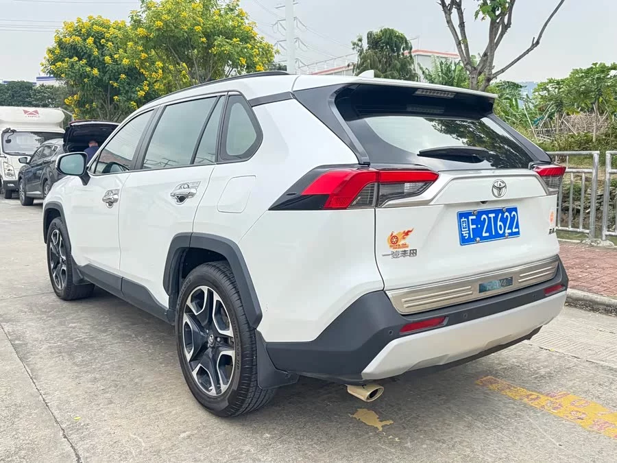 Toyota RAV4