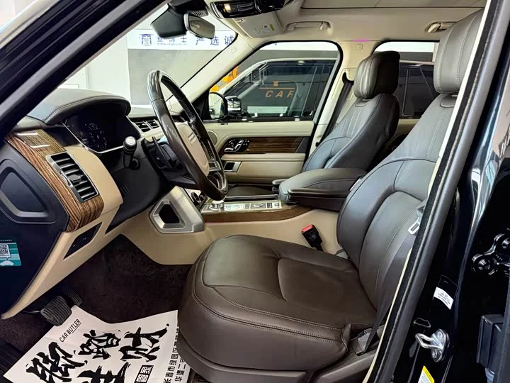Land Rover range rover