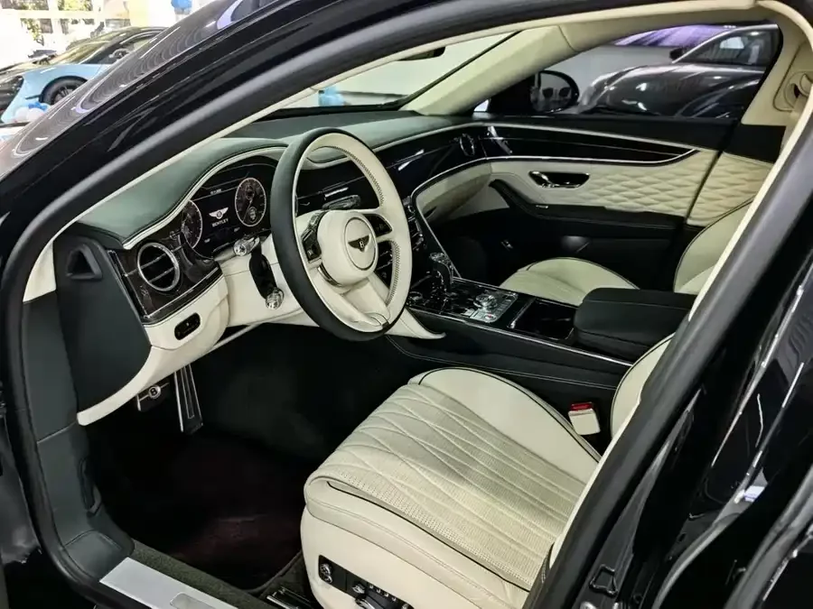 Bentley Flying Spur PHEV