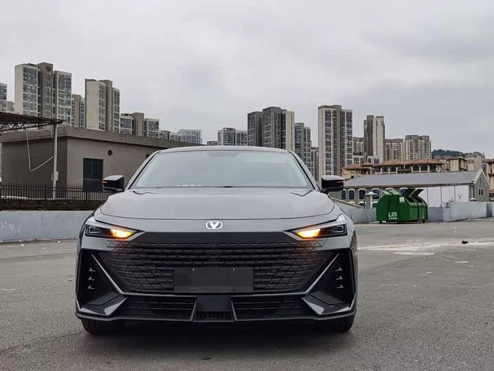 Changan UNI-V