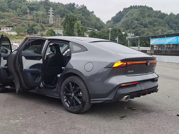 Changan UNI-V