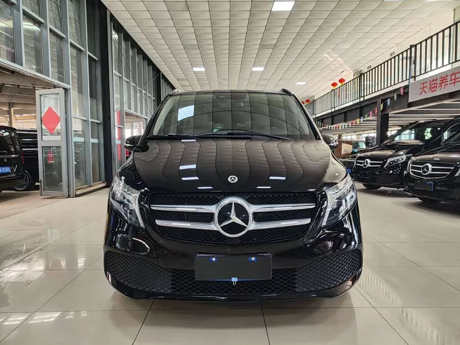 Mercedes Benz Class V