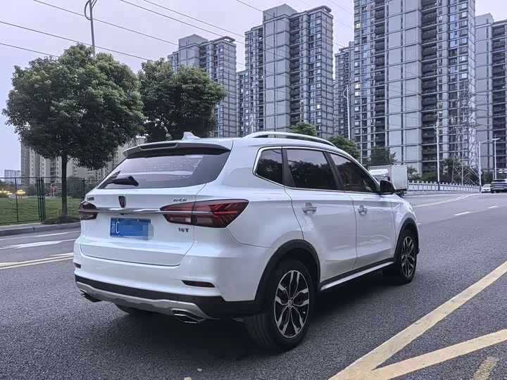 Roewe RX5