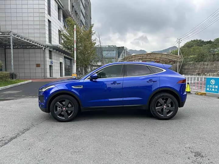 Jaguar E-PACE