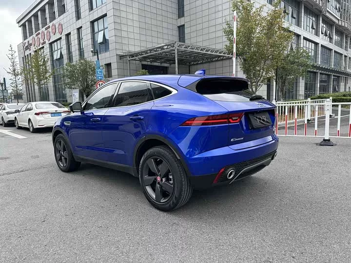 Jaguar E-PACE