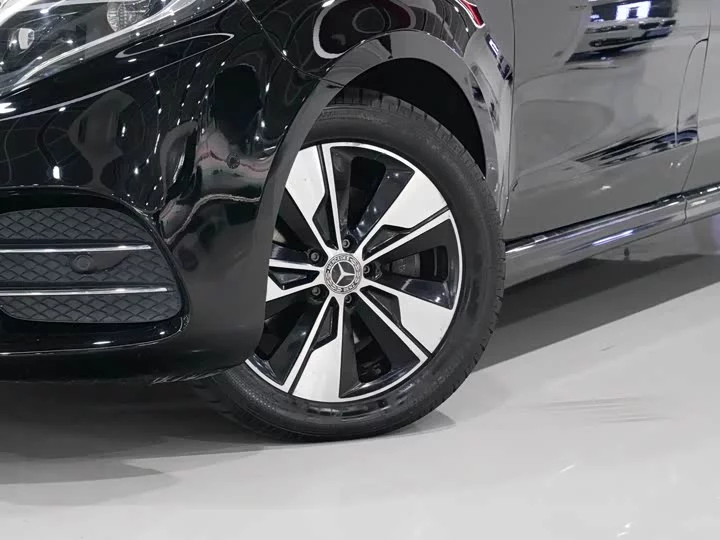 Mercedes-Benz Class V