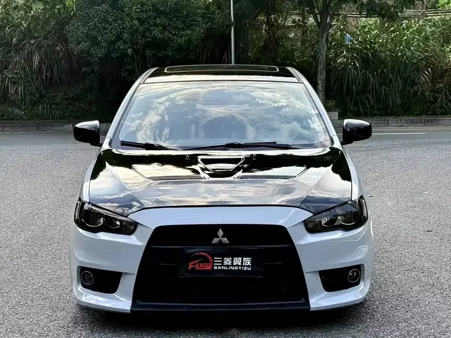 Mitsubishi Wing God