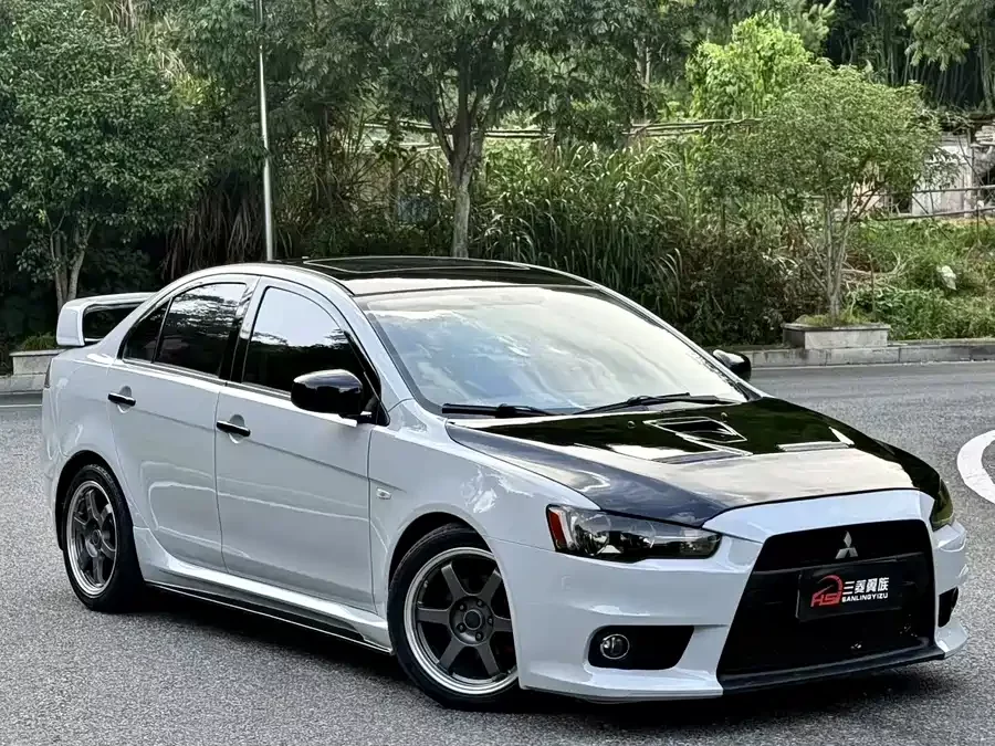 Mitsubishi Wing God