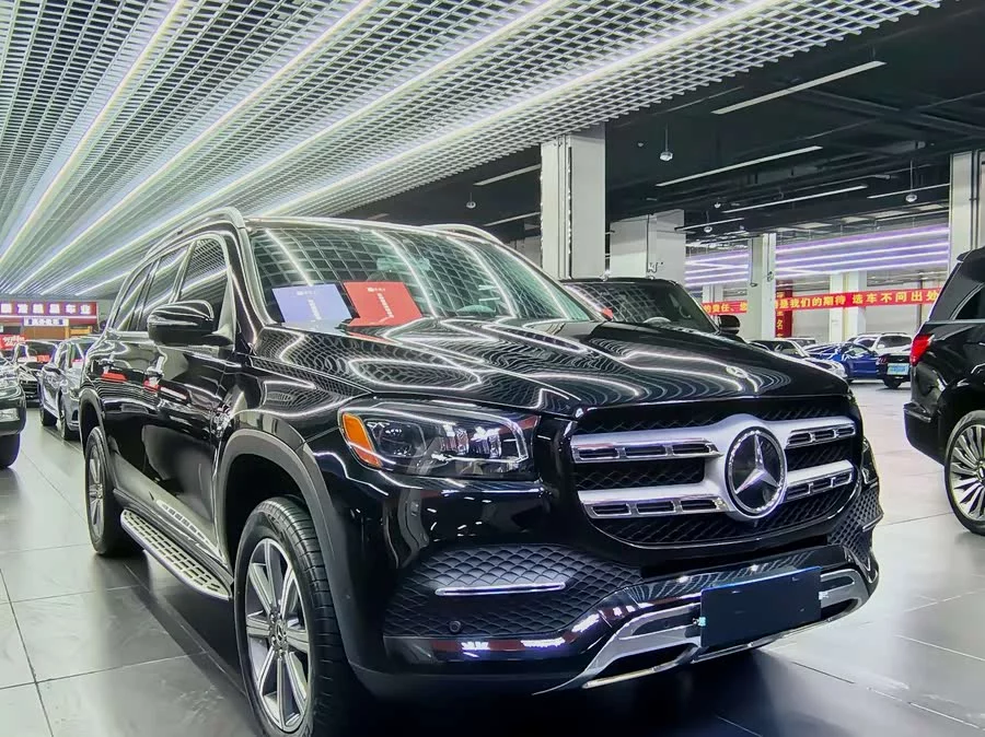Mercedes Benz GLS