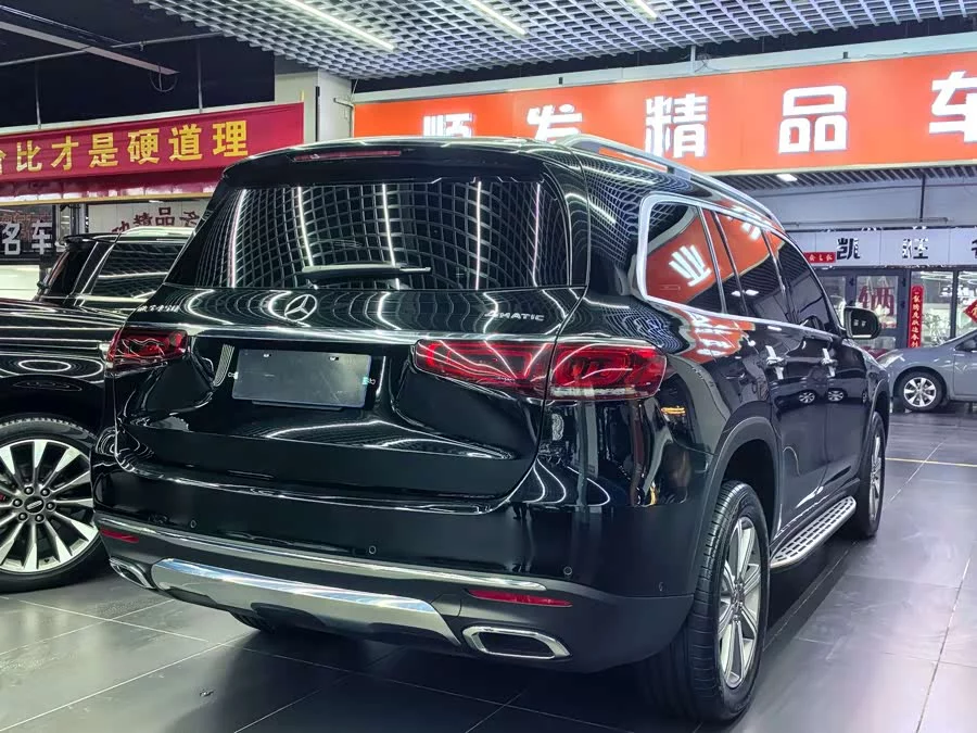 Mercedes Benz GLS