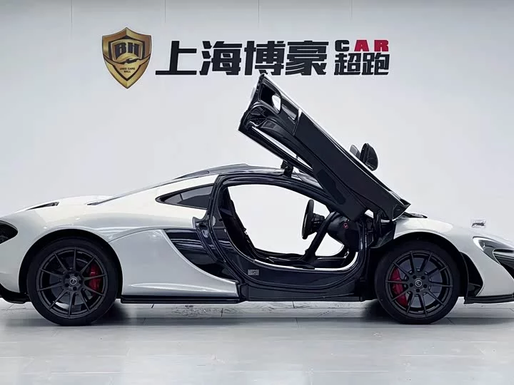 McLaren P1