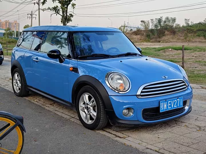 MINI CLUBMAN