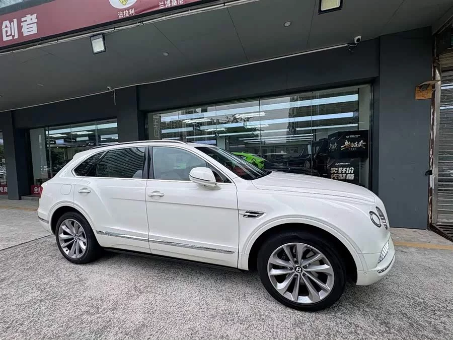 Bentley Bentayga