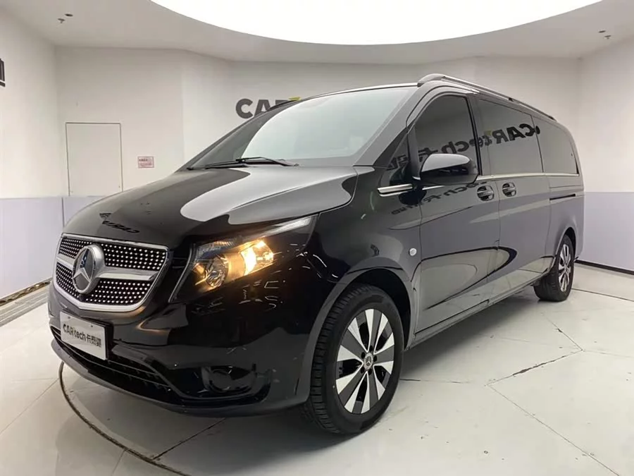 Mercedes Benz Vito