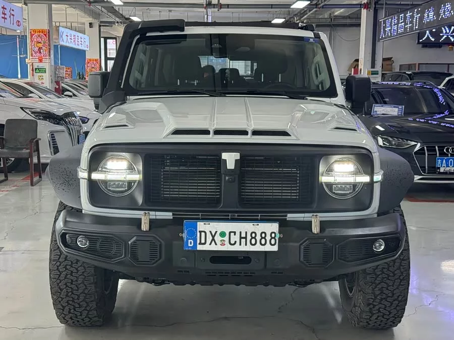 TANK 300