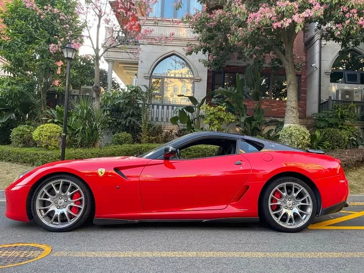 ferrari 599