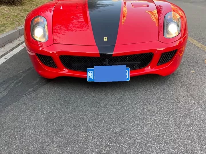 ferrari 599