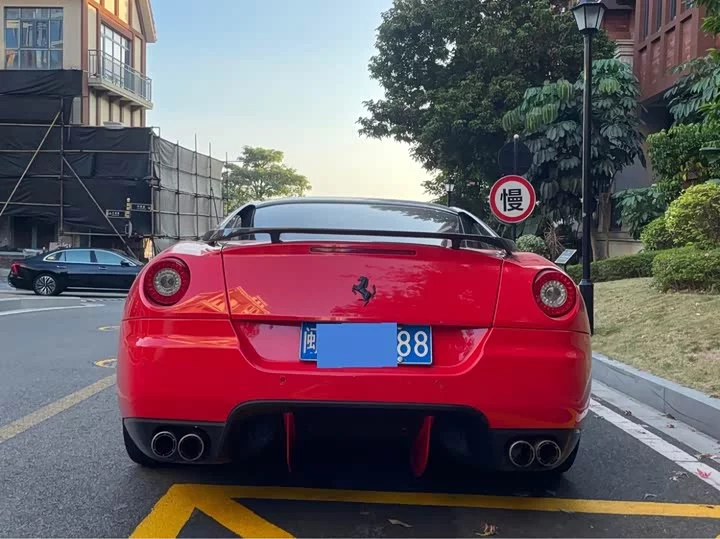 ferrari 599