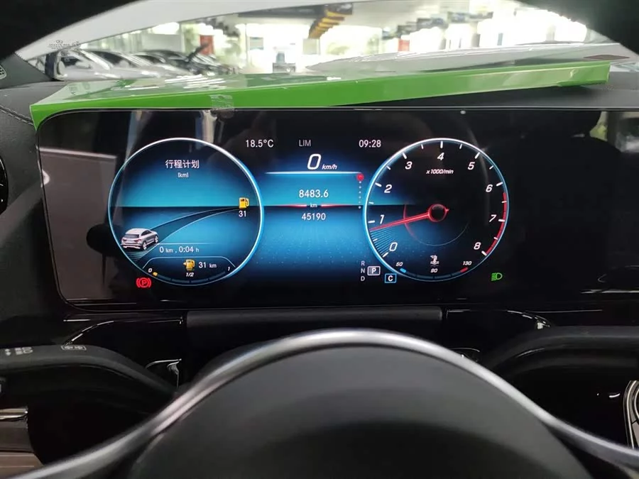 Mercedes Benz GLA