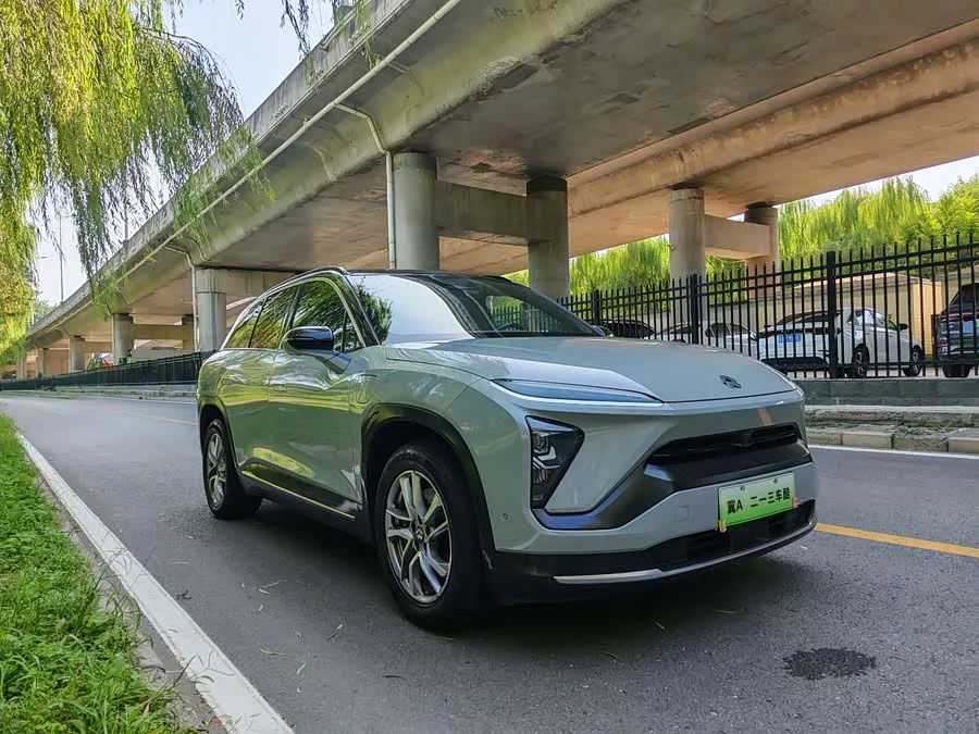 NIO ES6