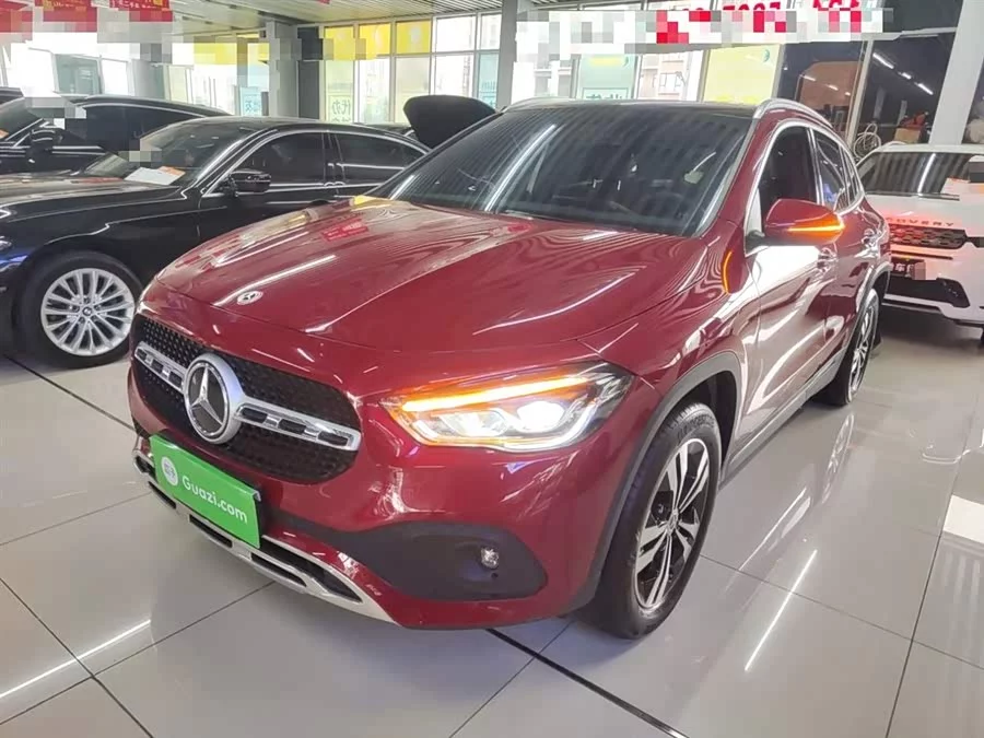 Mercedes Benz GLA