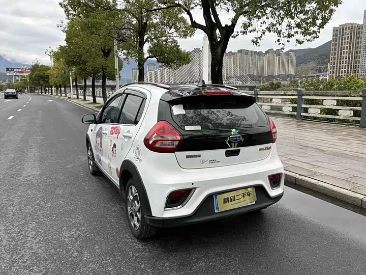 Geely Vision X1