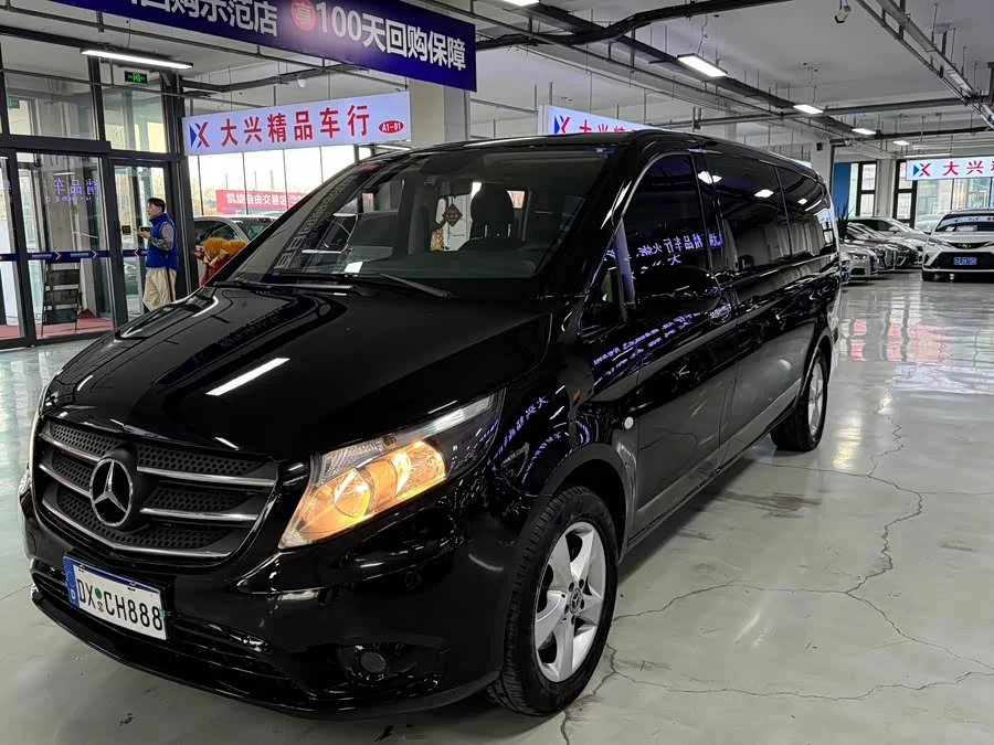 Mercedes Benz Vito