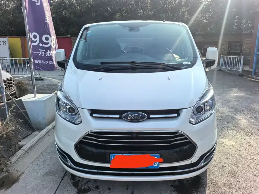 Ford Tourneo