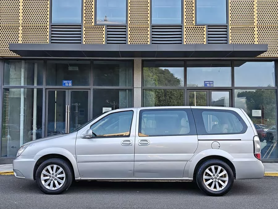 Buick GL8