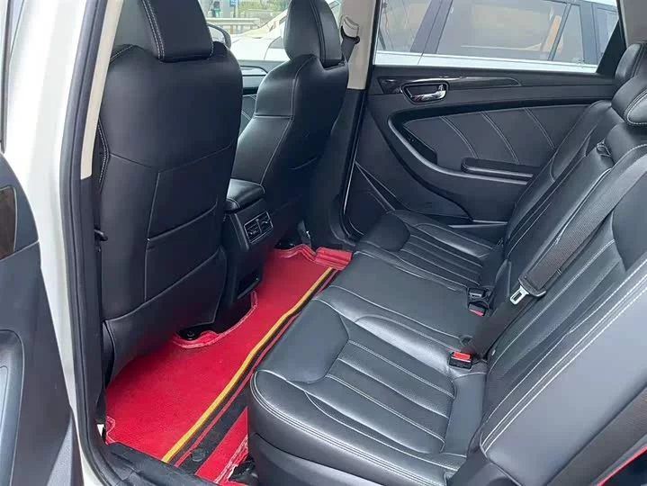 Dongfeng Fengon 580