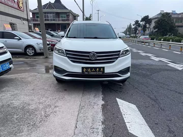 Dongfeng Fengon 580