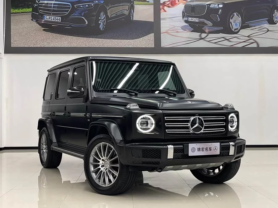 Mercedes Benz G-rated