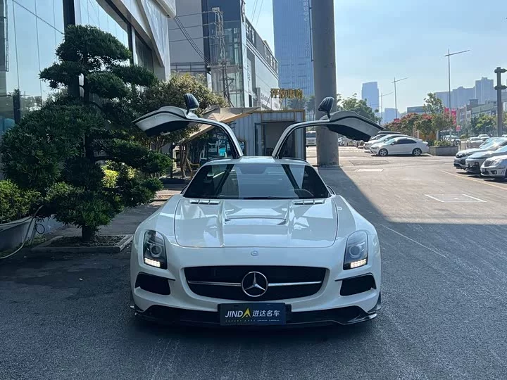 Mercedes-Benz SLS-Class AMG