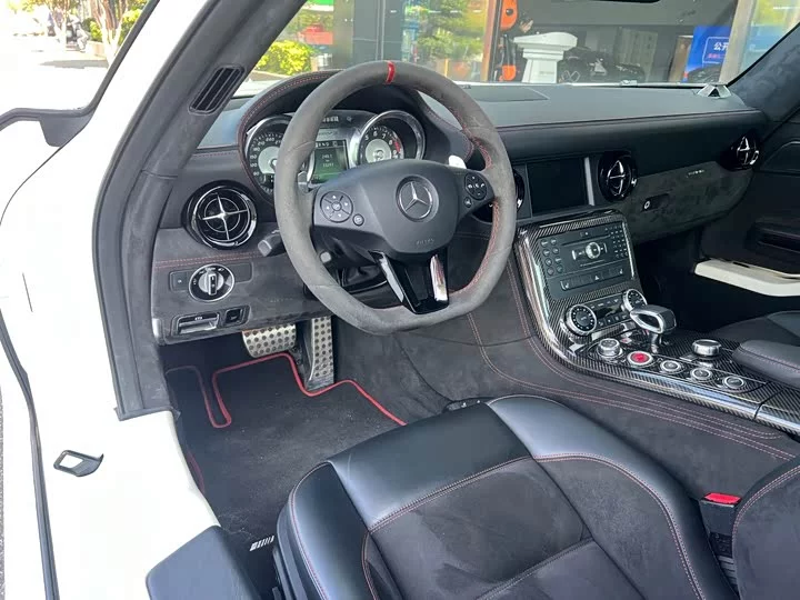 Mercedes-Benz SLS-Class AMG