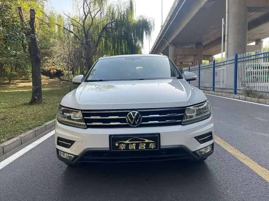 Volkswagen Tiguan L