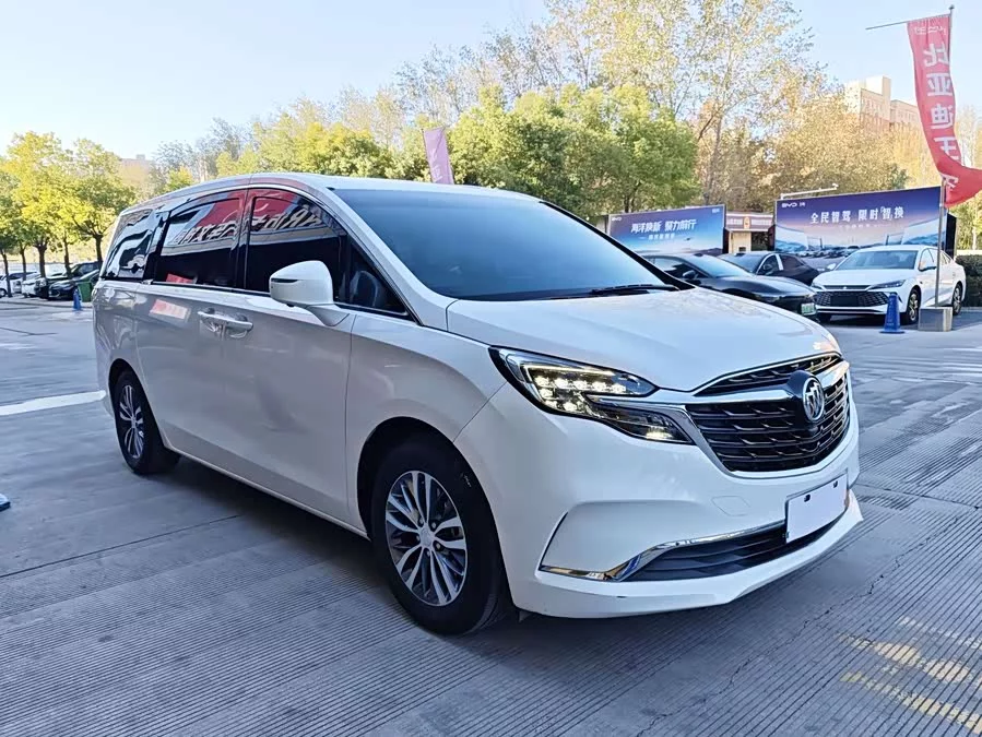 Buick GL8