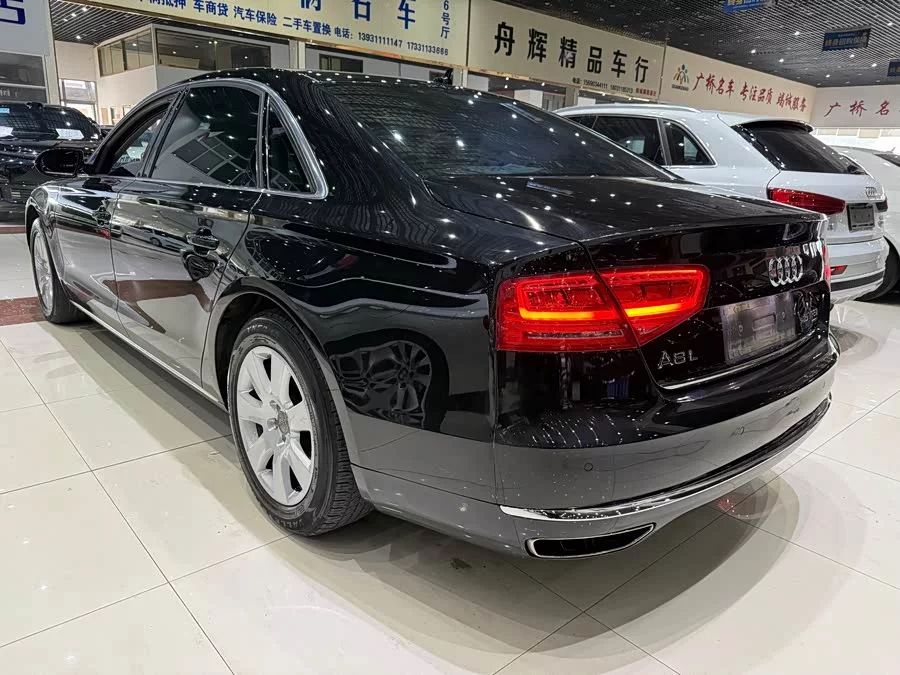 Audi A8