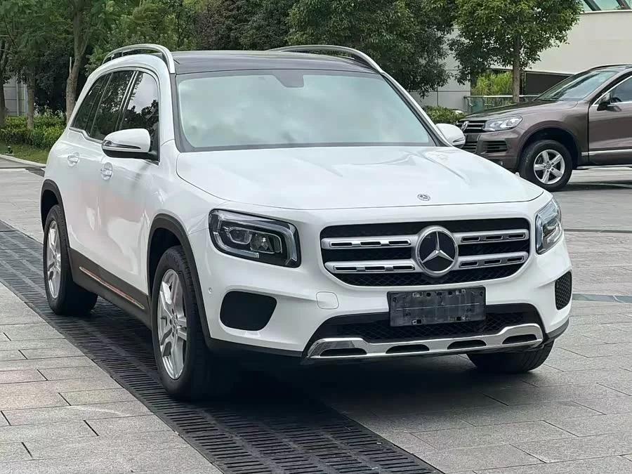 Mercedes Benz GLB