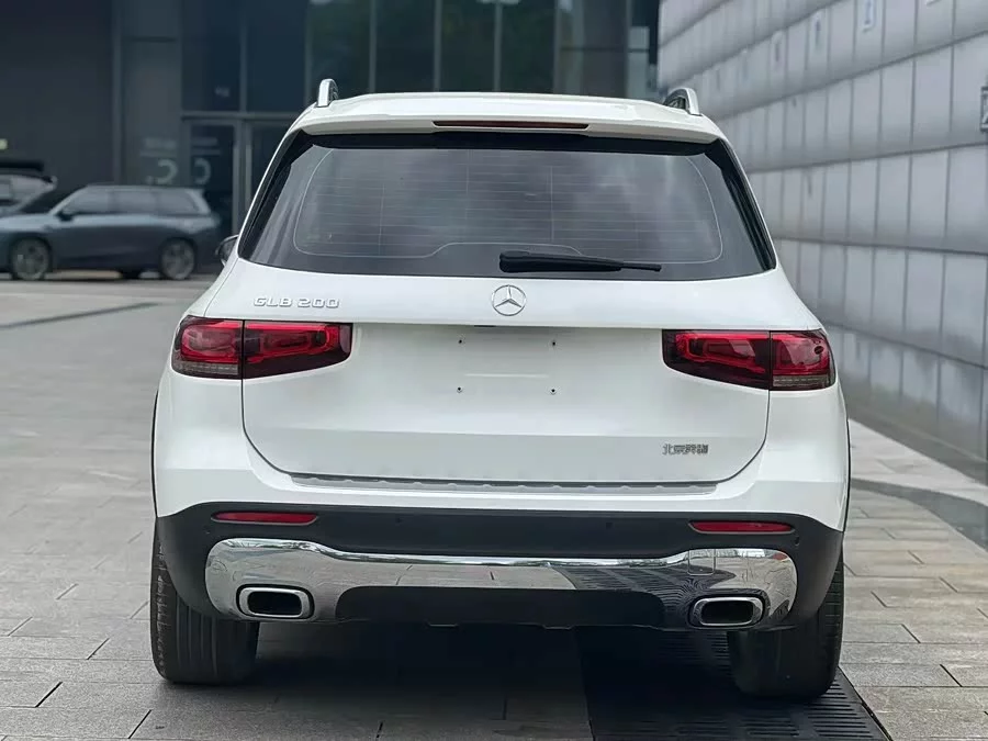 Mercedes Benz GLB