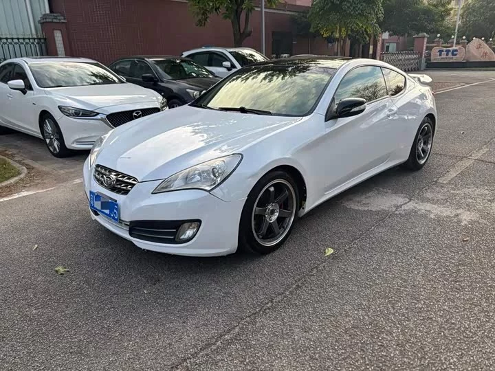 Hyundai Genesis-Coolpad