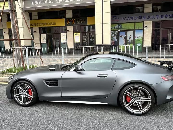 Mercedes-Benz AMG GT