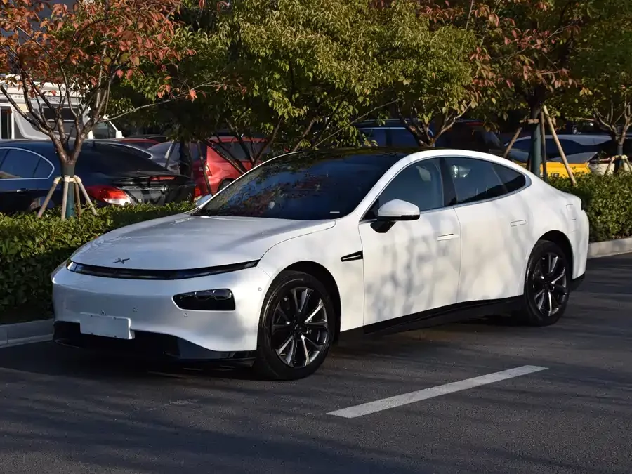 Xpeng P7