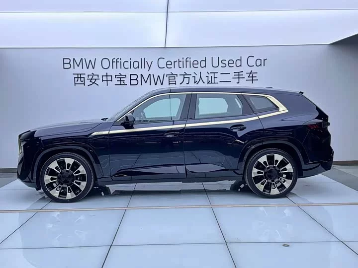 BMW XM