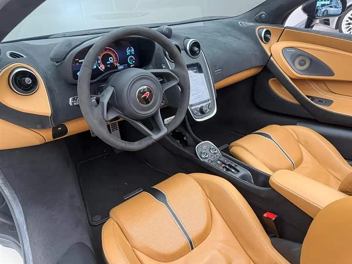McLaren 570
