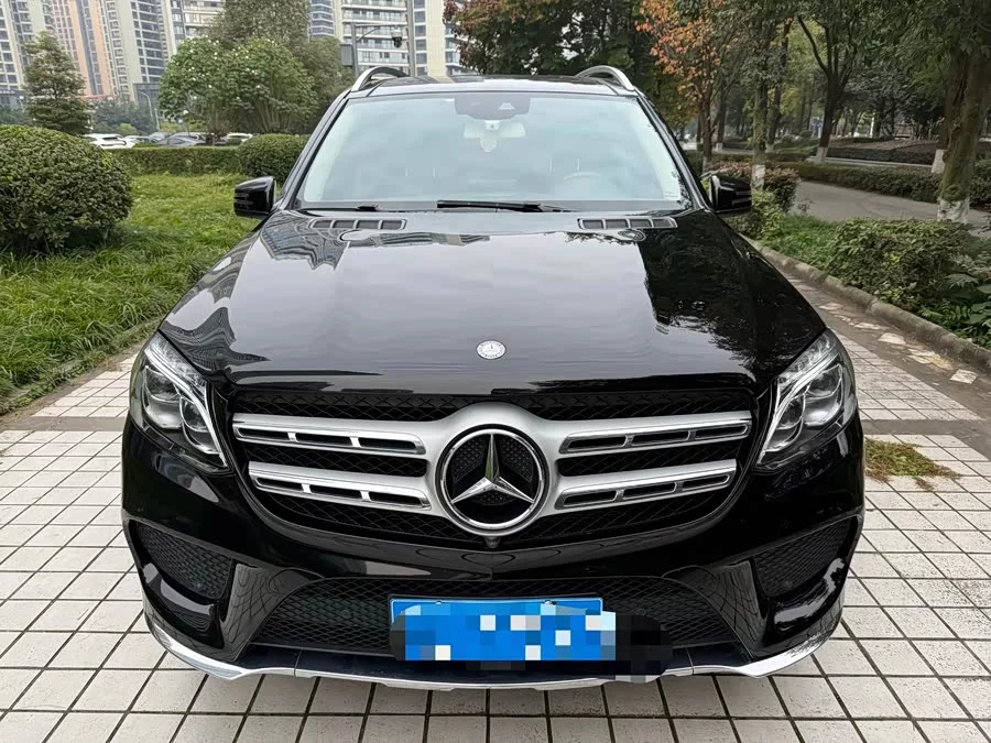 Mercedes Benz GLS